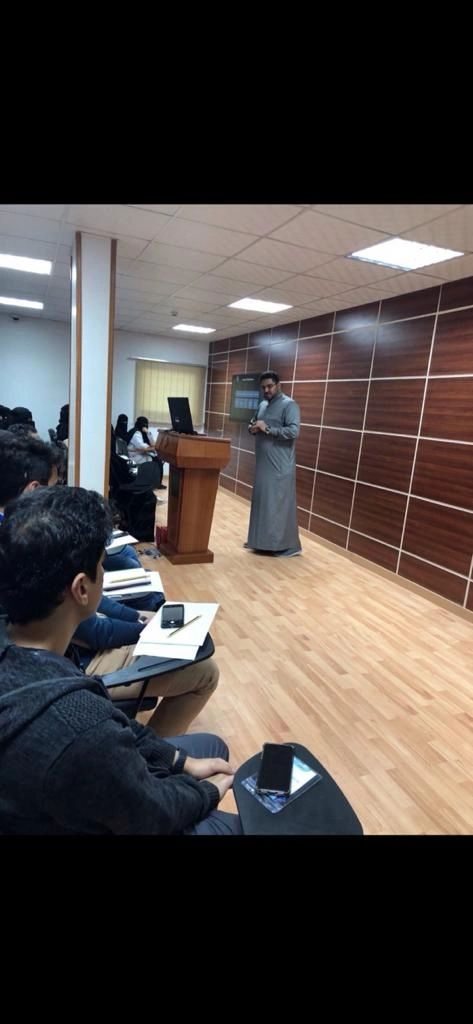 دورة عدسات السيراميك التجميلية