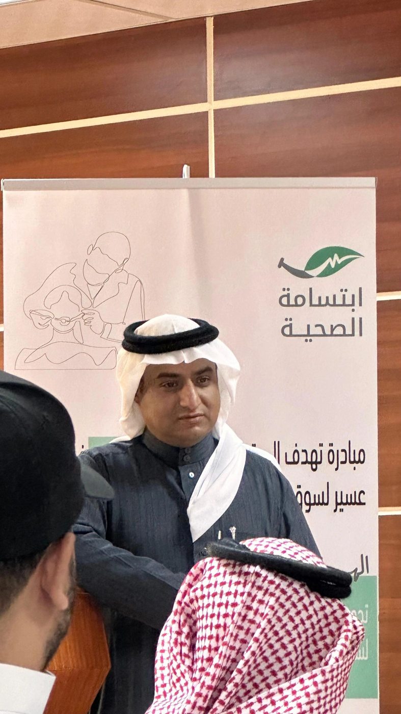 دورة تأهيل أطباء الأسنان حديثي التخرج للعمل في القطاع الخاص