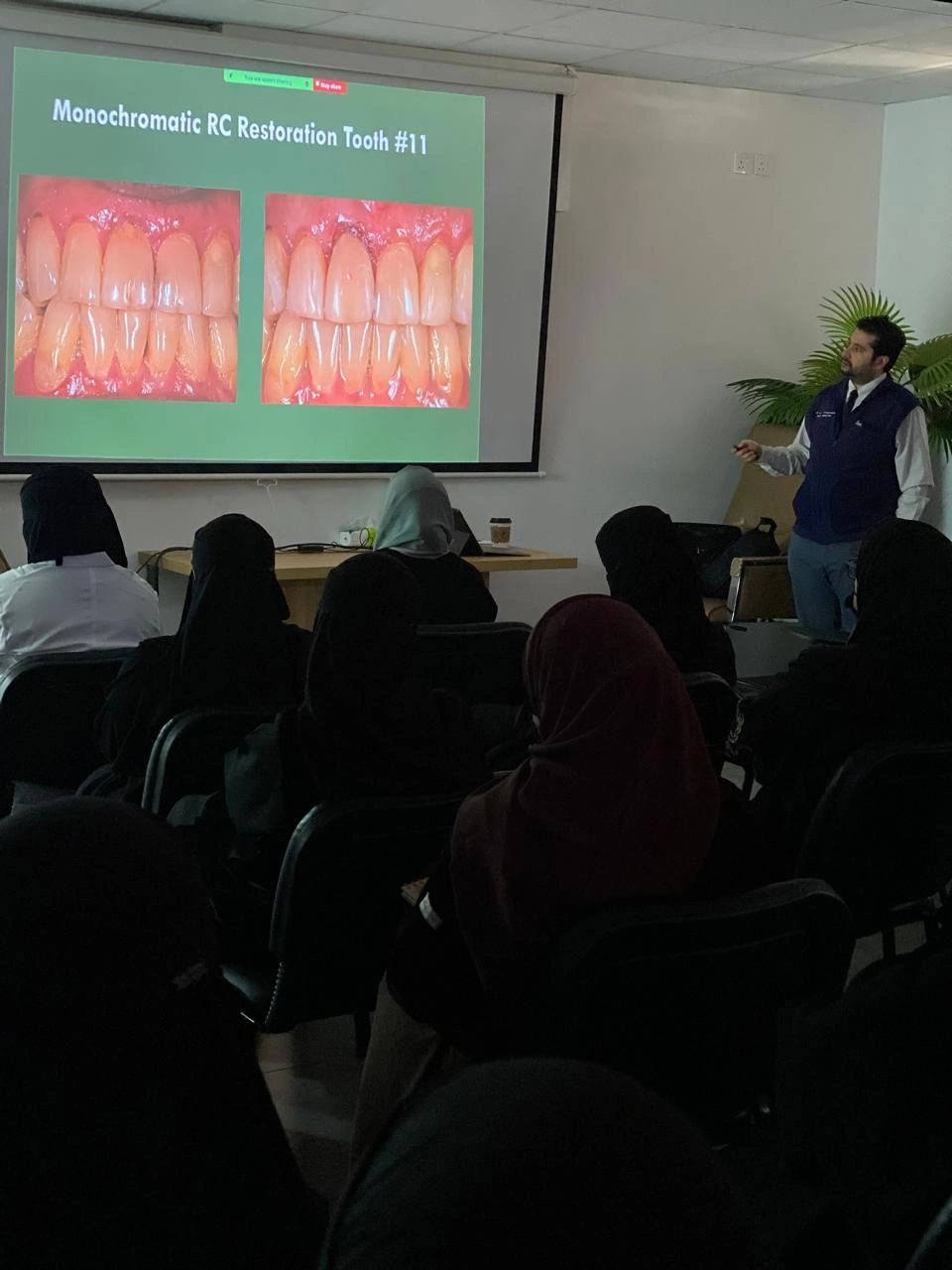 دورة فن وعلم تحليل الإبتسامة وحشوات الأسنان التجميلية قدمها الإستشاري الدكتورنايف أبو غزالة